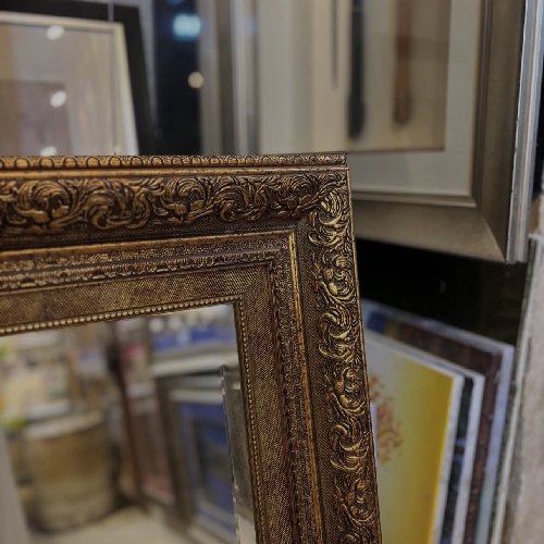 طلب خاص - لوحات فنية