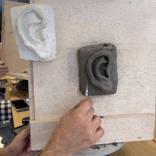 ورشة نحت